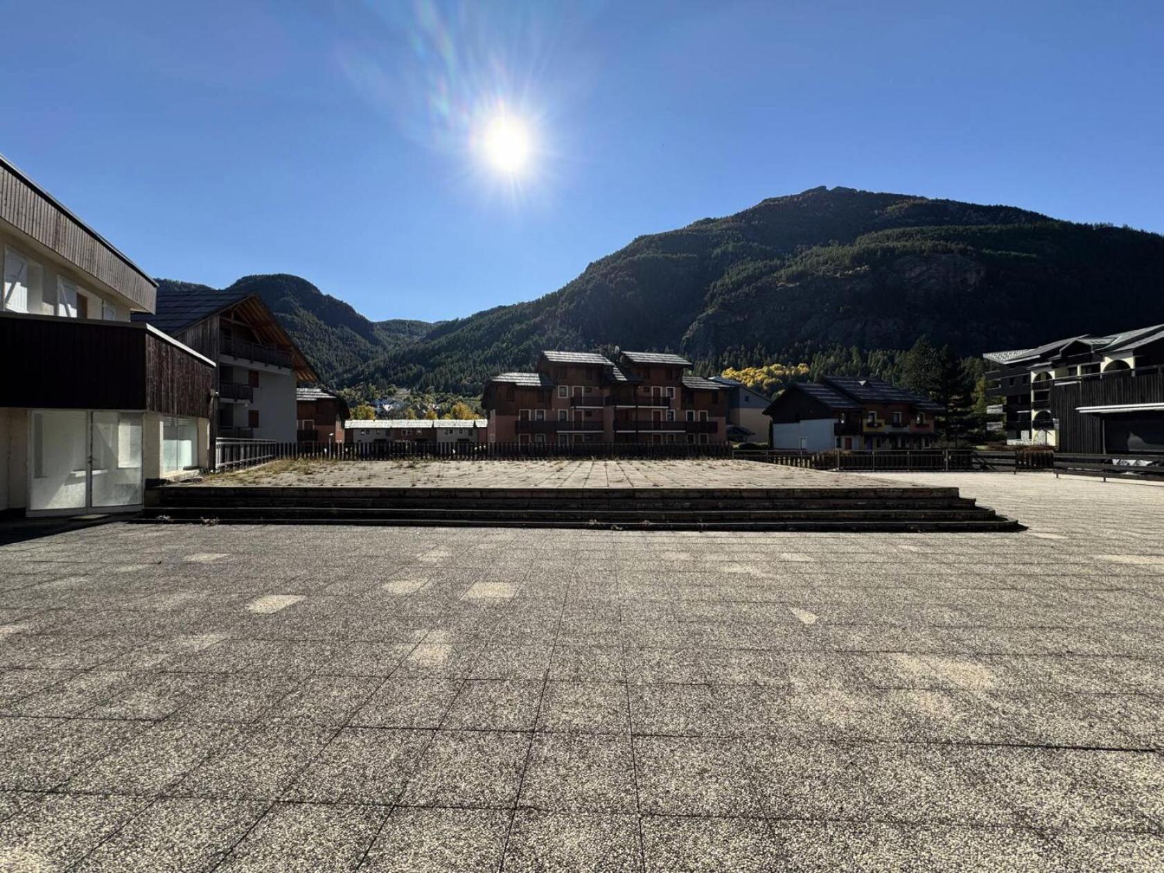 Residence Le Sporting - Studio - Chaleureux - Grande Terrasse Mae-1451 La Salle-les-Alpes المظهر الخارجي الصورة