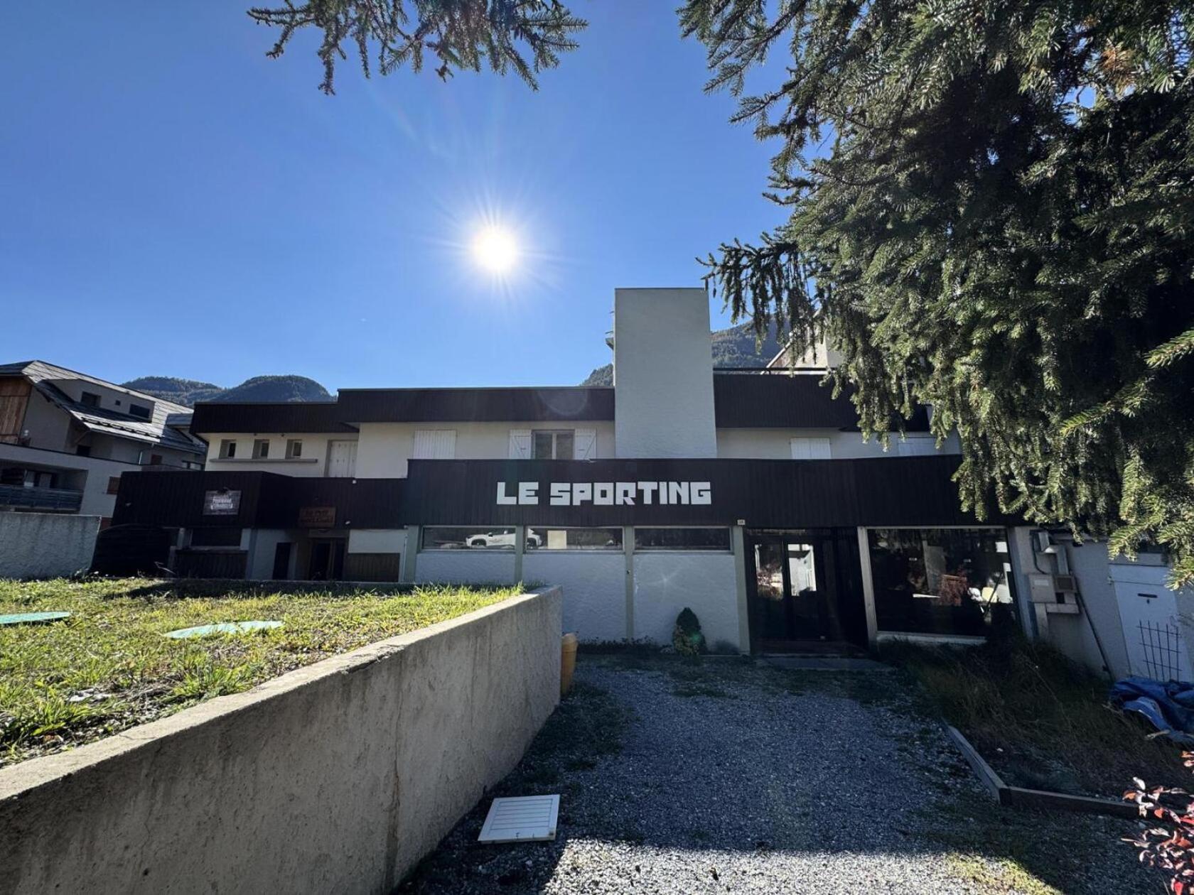 Residence Le Sporting - Studio - Chaleureux - Grande Terrasse Mae-1451 La Salle-les-Alpes المظهر الخارجي الصورة