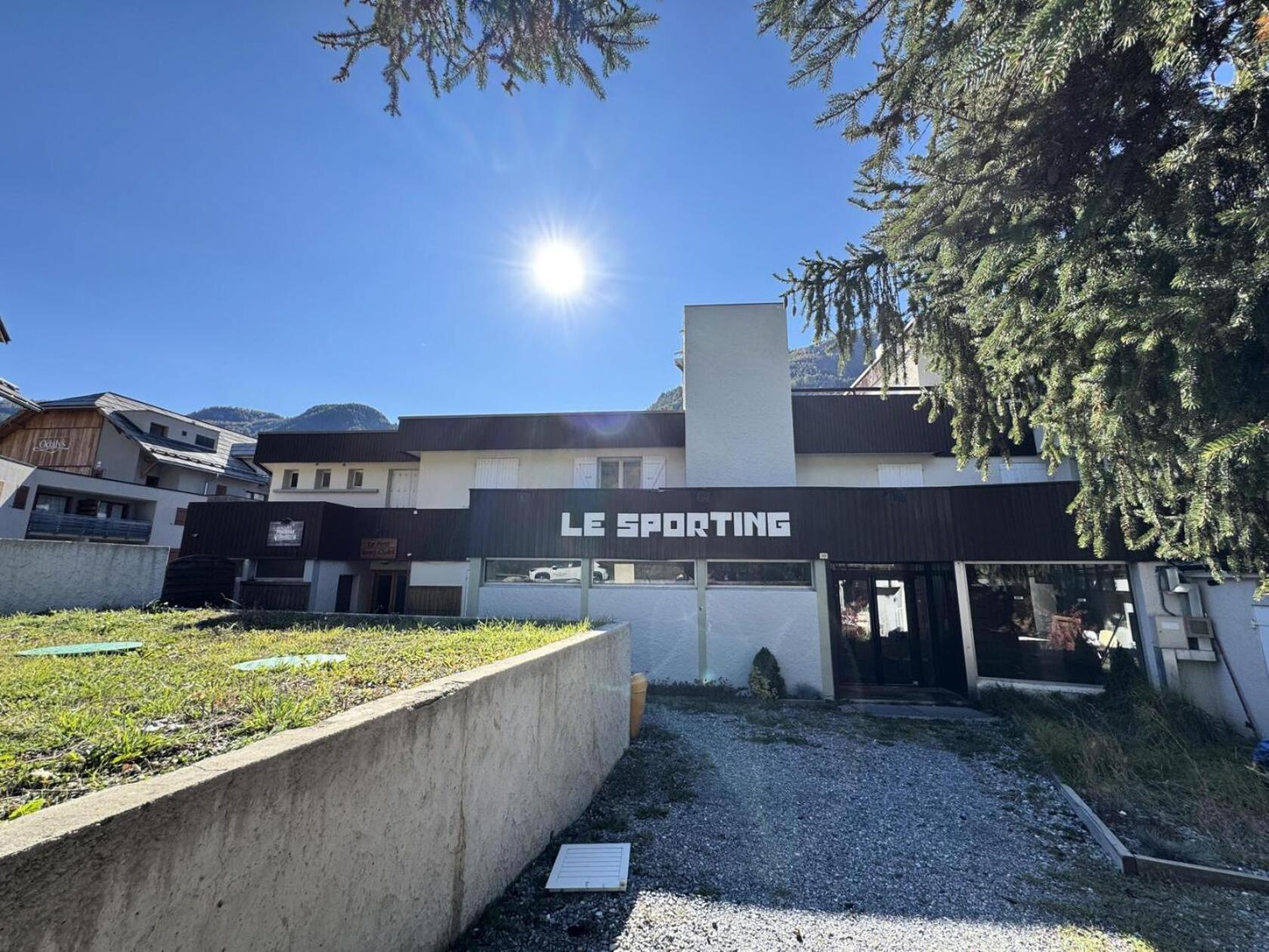 Residence Le Sporting - Studio - Chaleureux - Grande Terrasse Mae-1451 La Salle-les-Alpes المظهر الخارجي الصورة